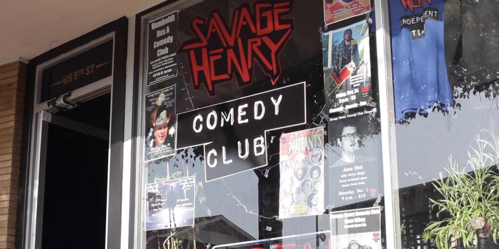 exterior-shot-of-savage-henry-comedy-club