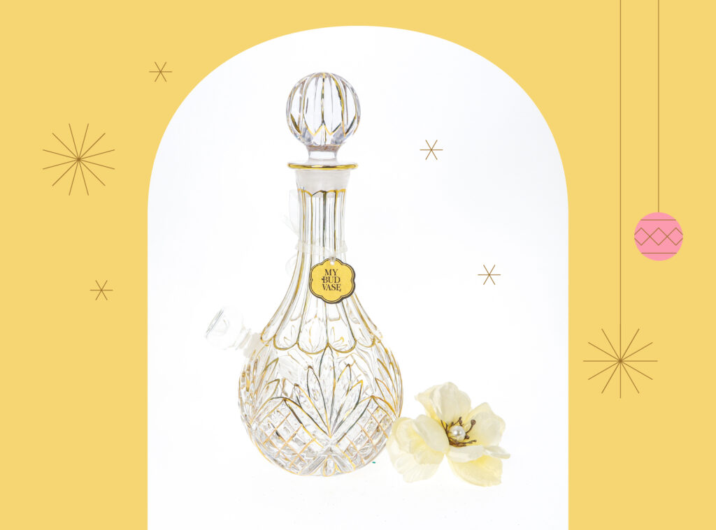 Stardust weed bong by My Bud Vase