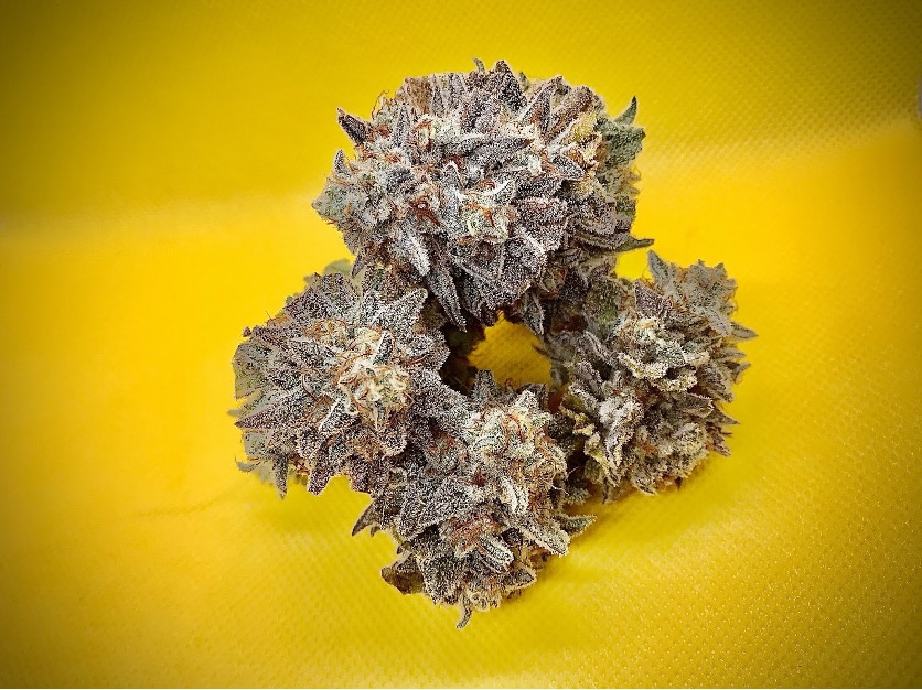 sundae-float-driver-strain