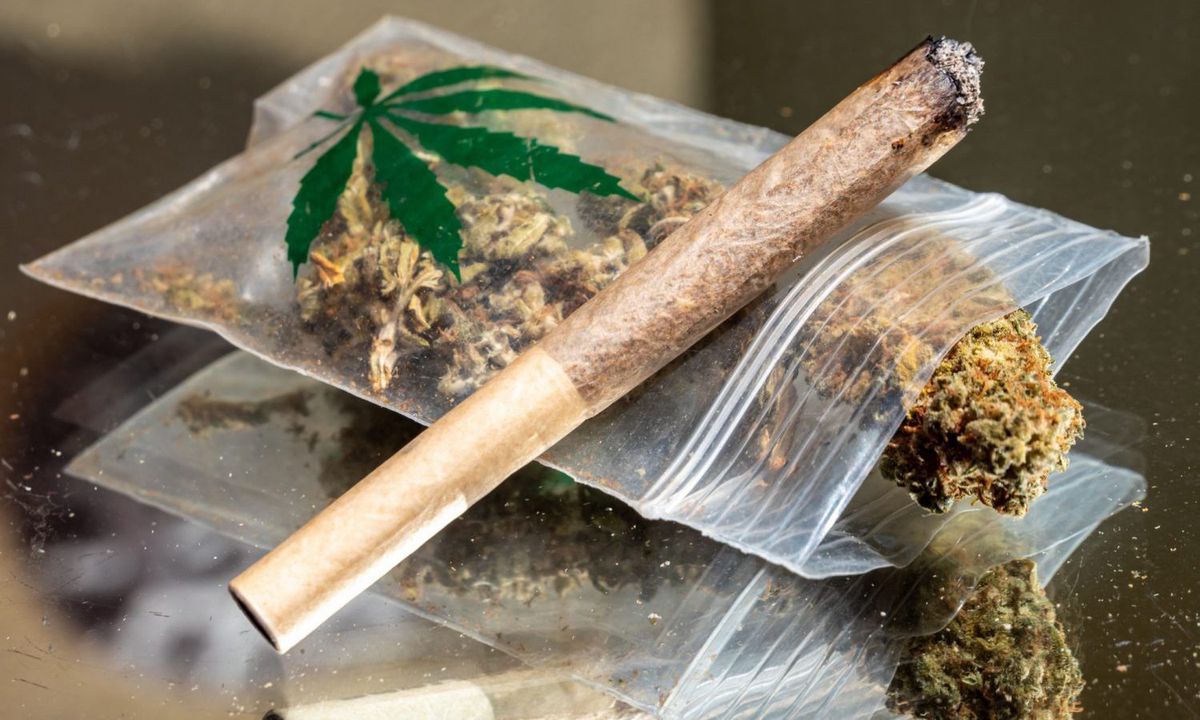 Buy a T-shirt, get some weed: Connecticut bill aims to end marijuana ‘gifting’ – Hartford Courant